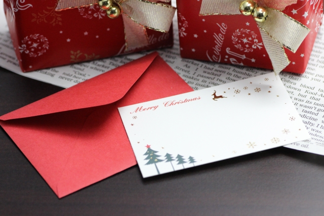飛び出すクリスマスカードの簡単な手作り手順 メッセージの例文は